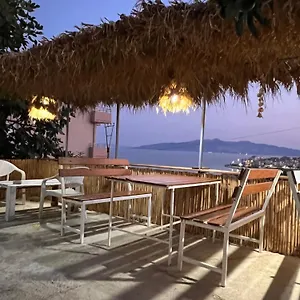 Mirjan Hébergement de vacances Saranda